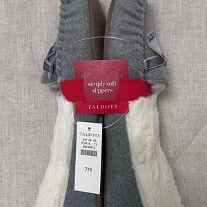 Talbots BRAND NEW Gray and Red Faux Fur Slippers